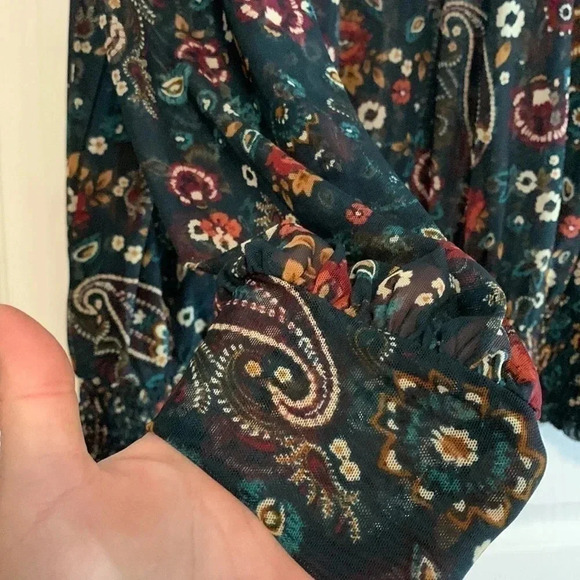 Black floral  3X - Picture 3 of 7